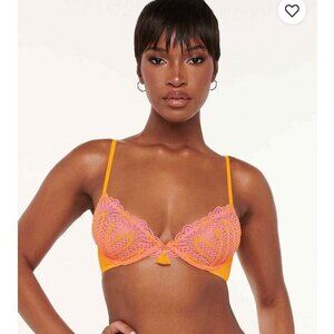 NWT Savage X Fenty Stranded In Lace Crochet Plunge Bra